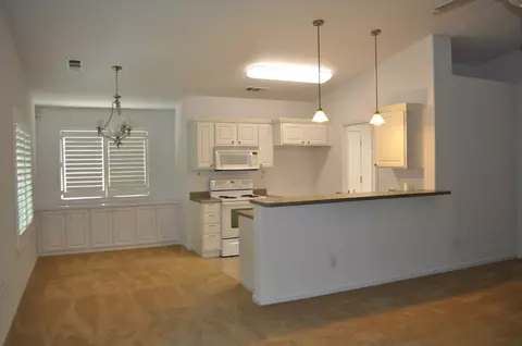 744 Stonebriar Trl, Redding, CA 96003 photo 4