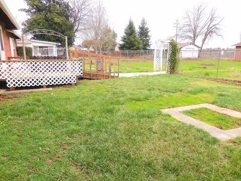 19509 Medo Vale Ln, Redding, CA 96002 photo 26