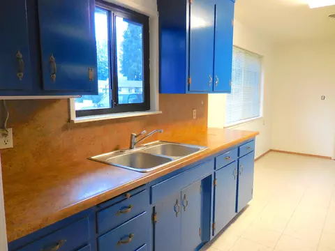 19509 Medo Vale Ln, Redding, CA 96002 photo 10