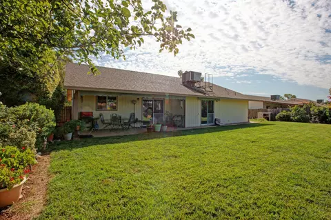 1536 Hominy Way, Redding, CA 96003 photo 6