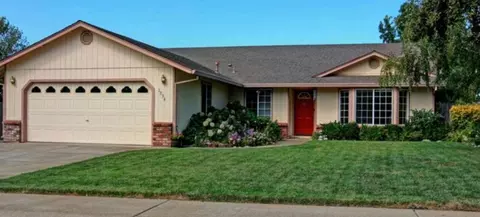 1536 Hominy Way, Redding, CA 96003 photo 1