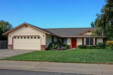 1536 Hominy Way, Redding, CA 96003 photo 2