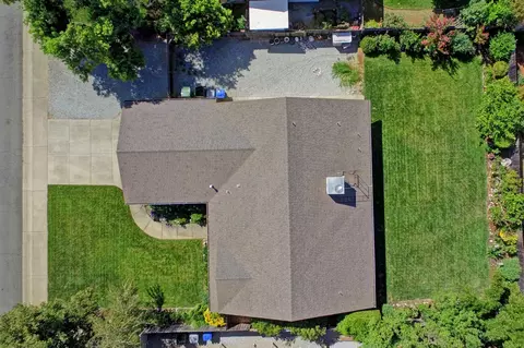 1536 Hominy Way, Redding, CA 96003 photo 40