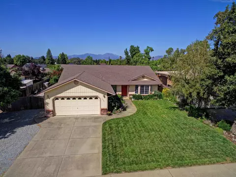 1536 Hominy Way, Redding, CA 96003 photo 4