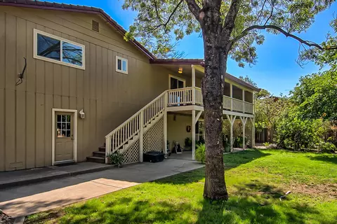 8872 Olney Park Dr, Redding, CA 96001 photo 34