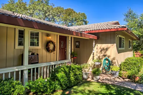 8872 Olney Park Dr, Redding, CA 96001 photo 4