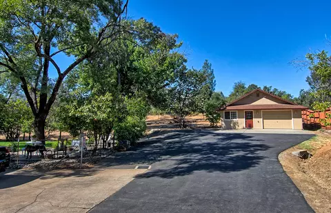 8872 Olney Park Dr, Redding, CA 96001 photo 45