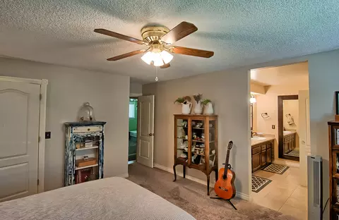 8872 Olney Park Dr, Redding, CA 96001 photo 17