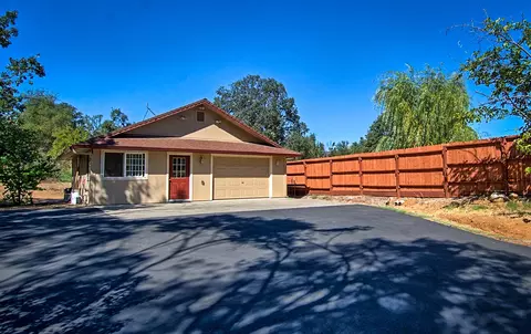 8872 Olney Park Dr, Redding, CA 96001 photo 39