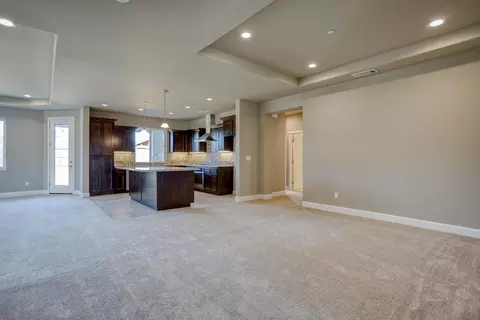 1178 Hancock, Redding, CA 96003 photo 6