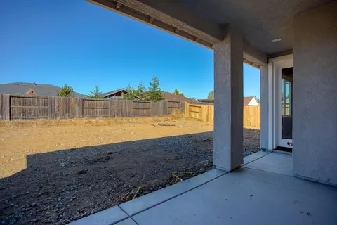 1178 Hancock, Redding, CA 96003 photo 32