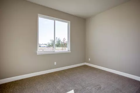 1178 Hancock, Redding, CA 96003 photo 13