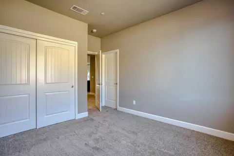 1178 Hancock, Redding, CA 96003 photo 23