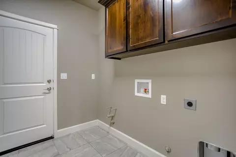 1178 Hancock, Redding, CA 96003 photo 21