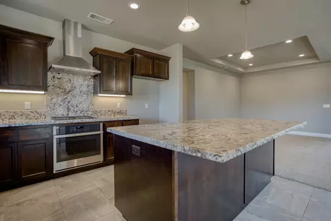 1178 Hancock, Redding, CA 96003 photo 3