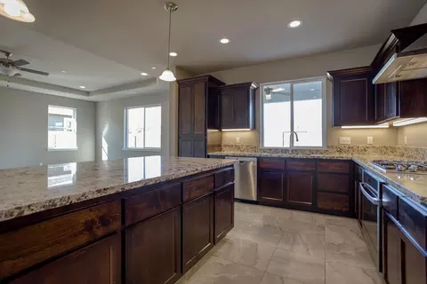 1178 Hancock, Redding, CA 96003 photo 8