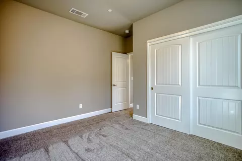 1178 Hancock, Redding, CA 96003 photo 17