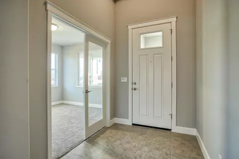 1177 Bingham, Redding, CA 96003 photo 3
