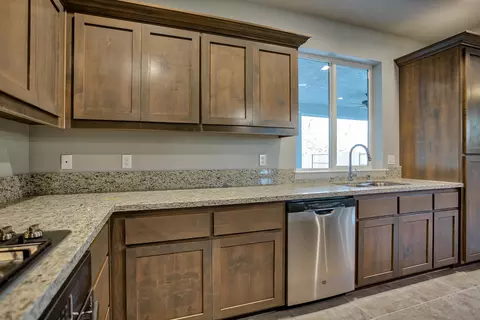 1177 Bingham, Redding, CA 96003 photo 13