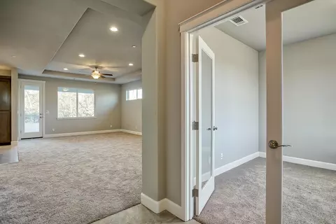 1177 Bingham, Redding, CA 96003 photo 2