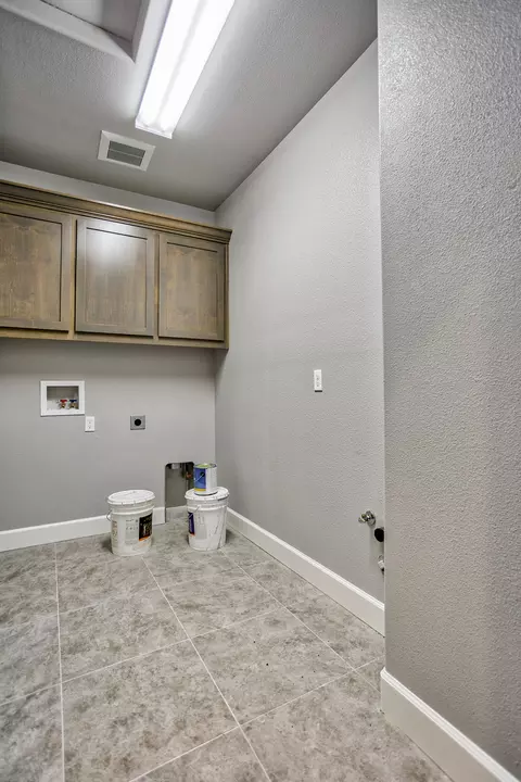 1177 Bingham, Redding, CA 96003 photo 15