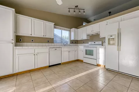 1248 Grouse Dr, Redding, CA 96003 photo 11
