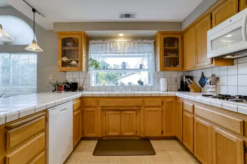 3347 Toro Way, Redding, CA 96002 photo 7