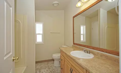 10461 Old Oak Ln, Redding, CA 96003 photo 8