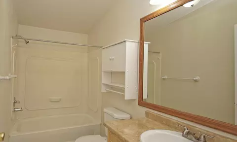 10461 Old Oak Ln, Redding, CA 96003 photo 13