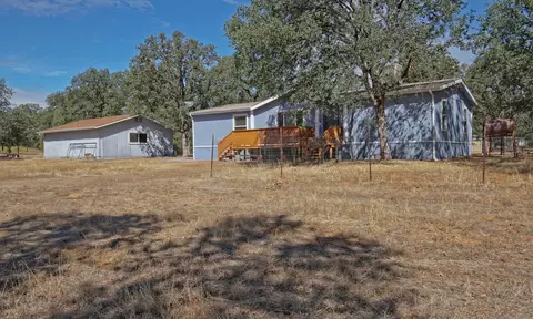 10461 Old Oak Ln, Redding, CA 96003 photo 25