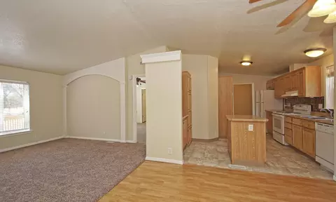 10461 Old Oak Ln, Redding, CA 96003 photo 19