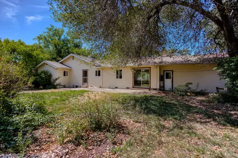 5117 Surrey Dr, Redding, CA 96002 photo 33