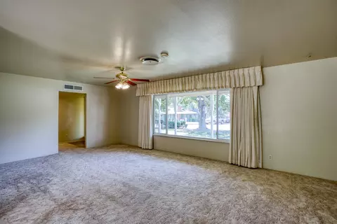 5117 Surrey Dr, Redding, CA 96002 photo 15