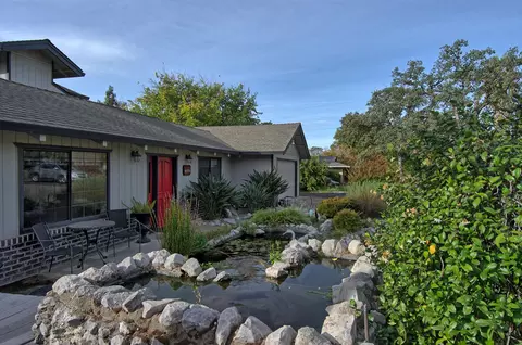 3045 Forest Hills Dr, Redding, CA 96002 photo 5