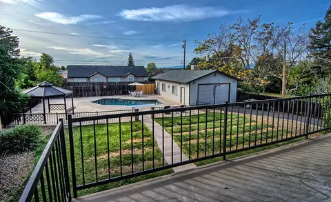 3045 Forest Hills Dr, Redding, CA 96002 photo 35