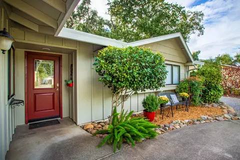3745 Riverview Dr, Redding, CA 96001 photo 23