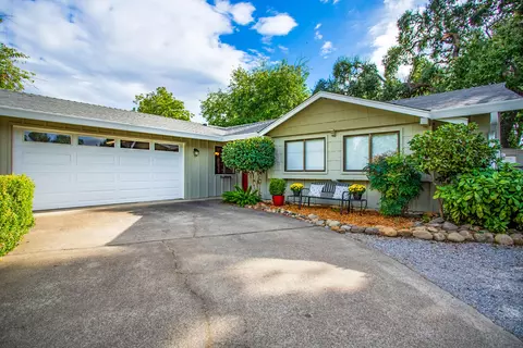 3745 Riverview Dr, Redding, CA 96001 photo 22