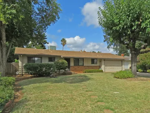 1836 Lindeena Ln, Redding, CA 96002 photo 1