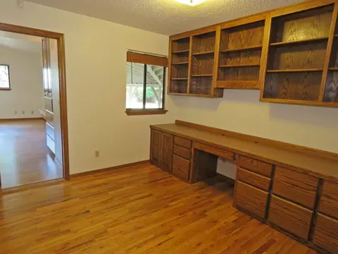 1836 Lindeena Ln, Redding, CA 96002 photo 15