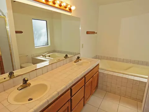 1836 Lindeena Ln, Redding, CA 96002 photo 14