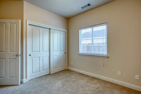 874 Domain Way, Redding, CA 96003 photo 19