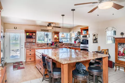 21307 Ruger Ct, Redding, CA 96003 photo 5
