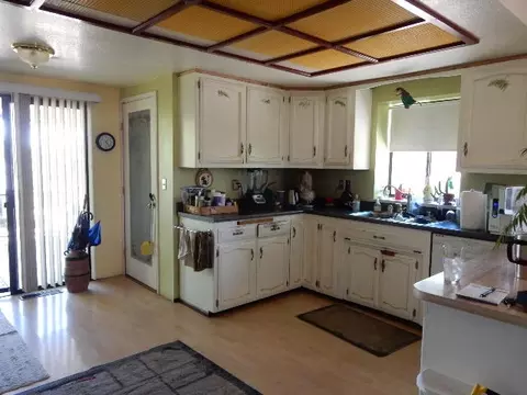 4006 Meander Dr, Redding, CA 96001 photo 5