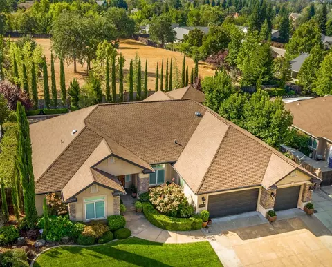 19331 Titleist Way, Redding, CA 96003 photo 3