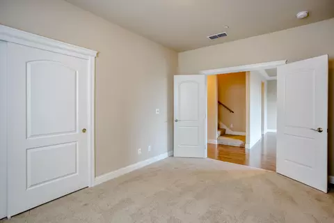352 Stinson Loop, Redding, CA 96003 photo 10