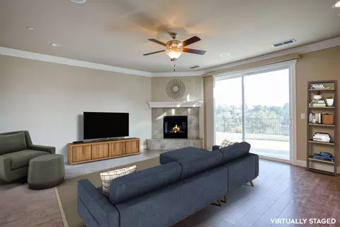 352 Stinson Loop, Redding, CA 96003 photo 5
