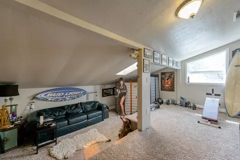 2016 Canyon Rd, Redding, CA 96001 photo 22