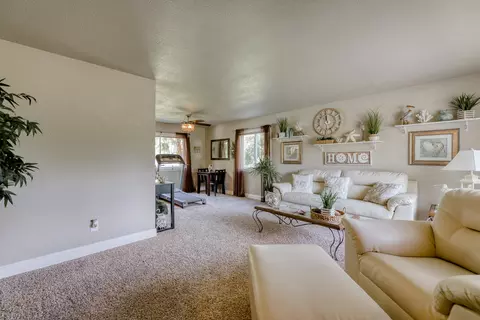 2016 Canyon Rd, Redding, CA 96001 photo 25