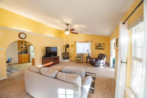 343 Franciscan Trl, Redding, CA 96003 photo 1