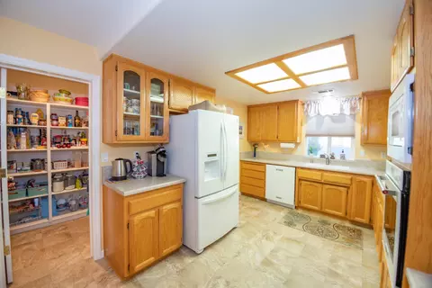 343 Franciscan Trl, Redding, CA 96003 photo 26